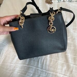 Black MK purse / tote bag